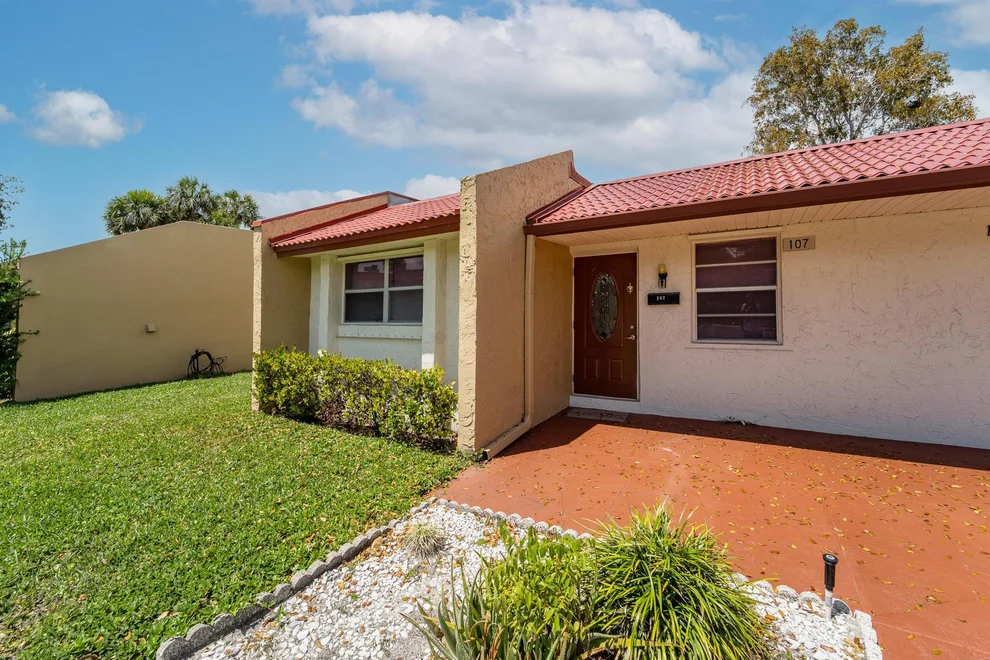Unit for sale at 107 Lake Anne Drive, West Palm Beach, FL 33411