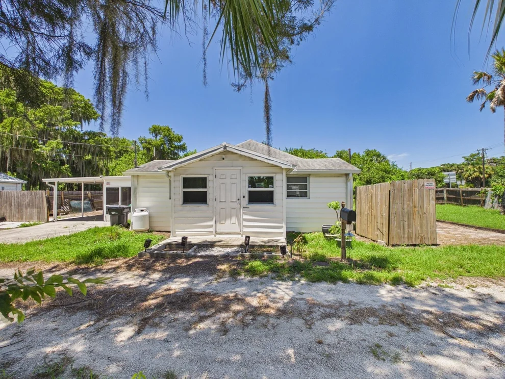 Unit for sale at 10601 SE 125TH Trail, Okeechobee, FL 34974