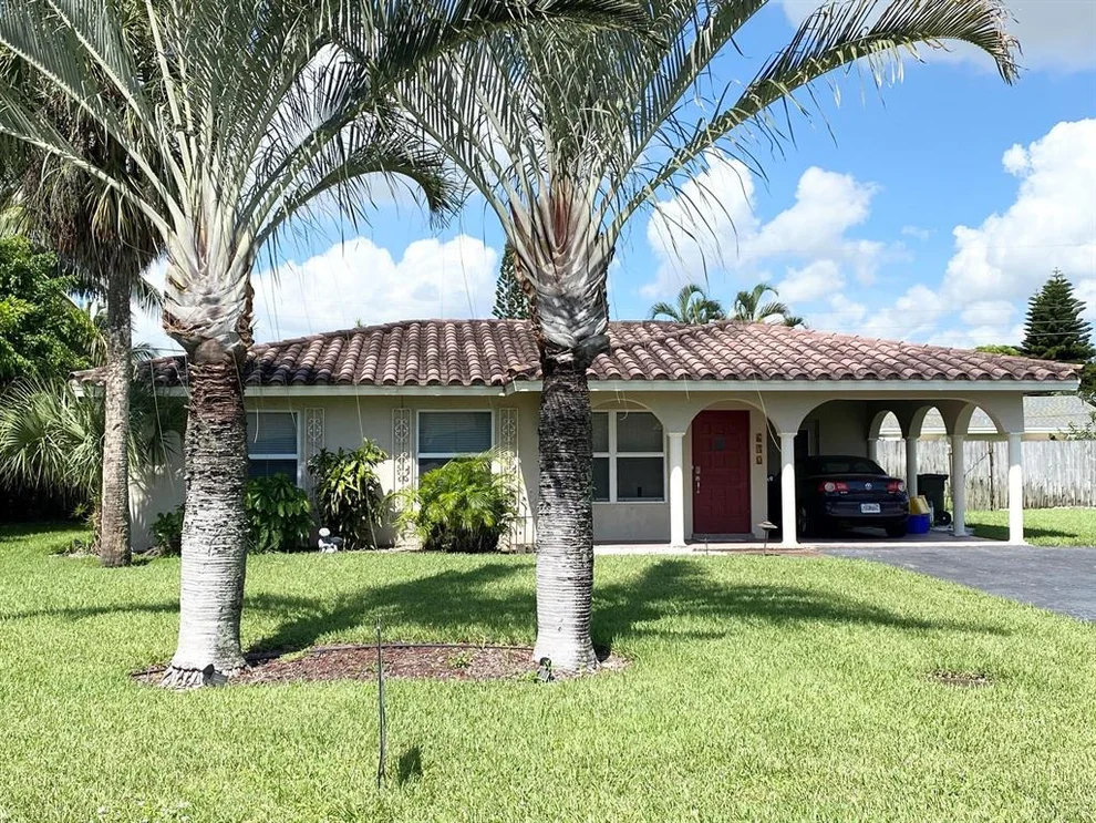 Unit for sale at 640 Kingbird Circle, Delray Beach, FL 33444