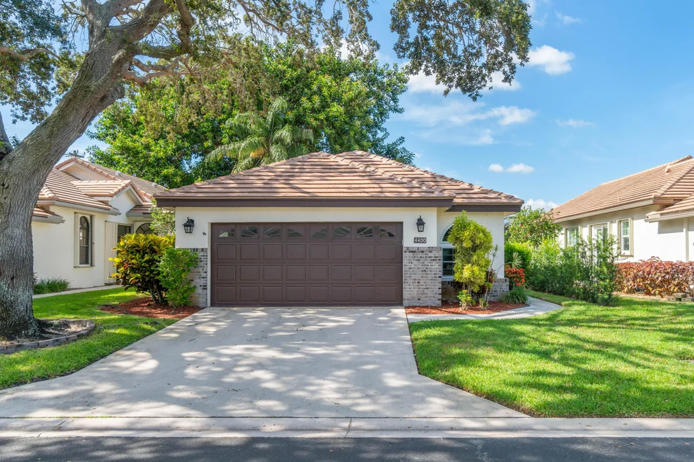 Unit for sale at 4400 Sherwood Forest Drive, Delray Beach, FL 33445