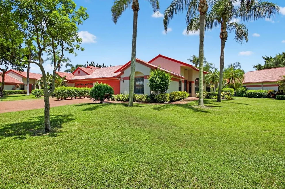 Unit for sale at 7613 Lexington Club Boulevard, Delray Beach, FL 33446