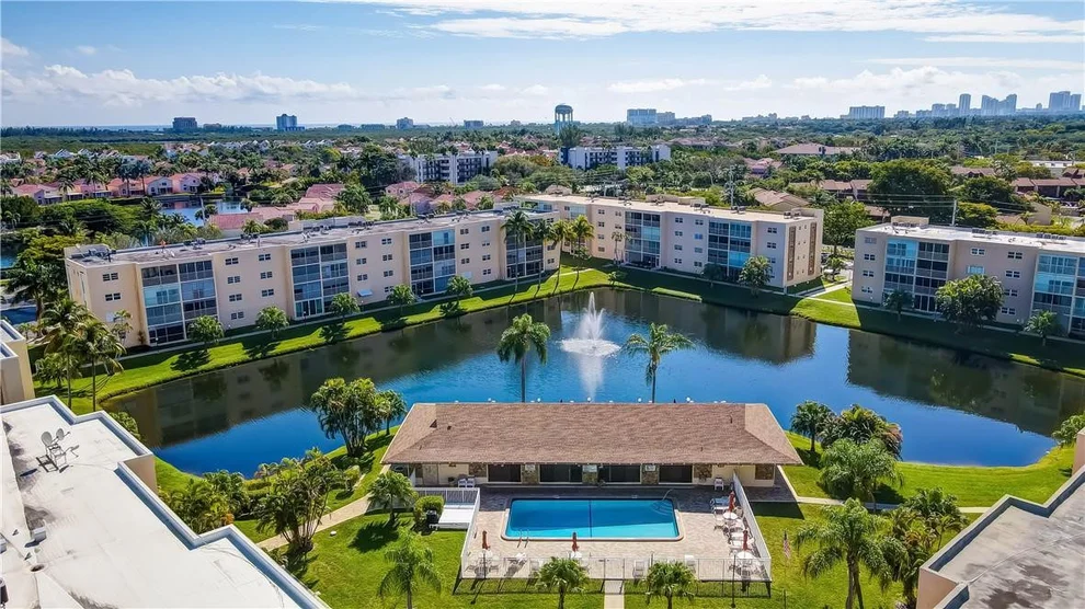 Unit for sale at 424 SE 10th Street, Dania Beach, FL 33004