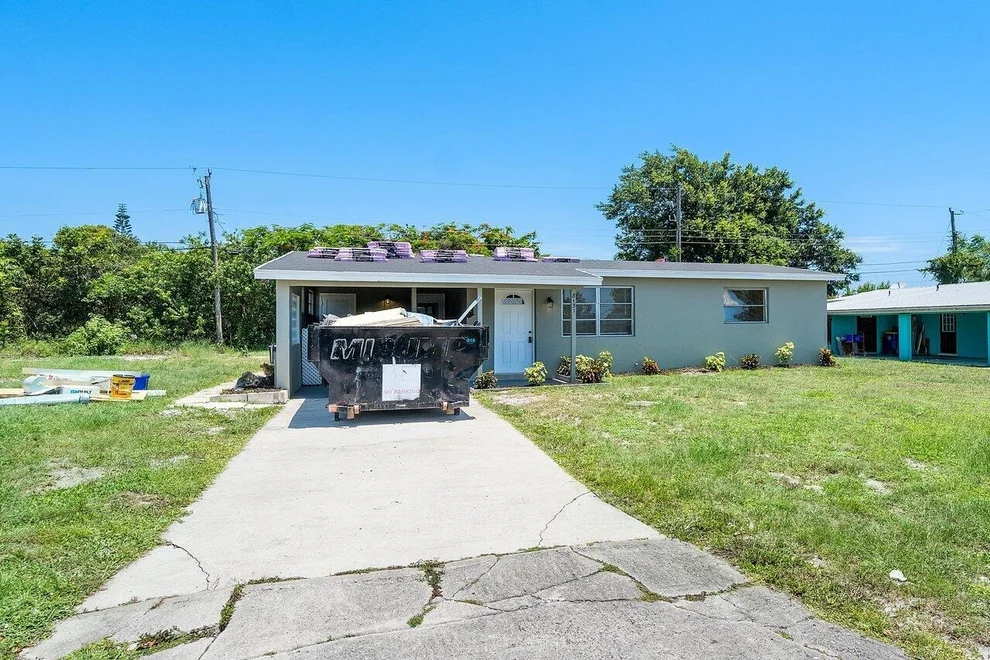 Unit for sale at 8131 SE Evergreen Street, Hobe Sound, FL 33455