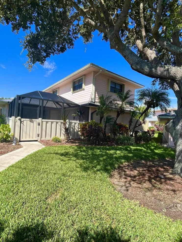 Unit for sale at 1772 Gulfstream Avenue, Fort Pierce, FL 34949