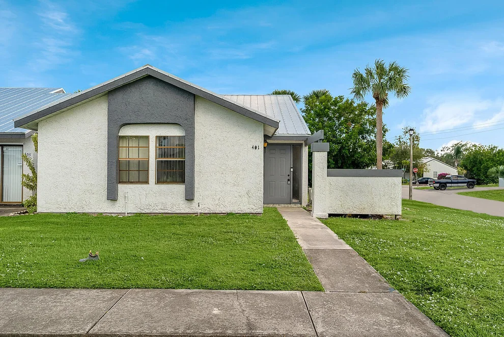 Unit for sale at 401 SW Godels Street, Port St Lucie, FL 34953