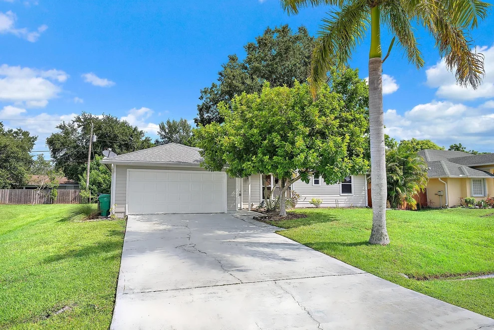 Unit for sale at 1433 SW San Esteban Avenue, Port St Lucie, FL 34953