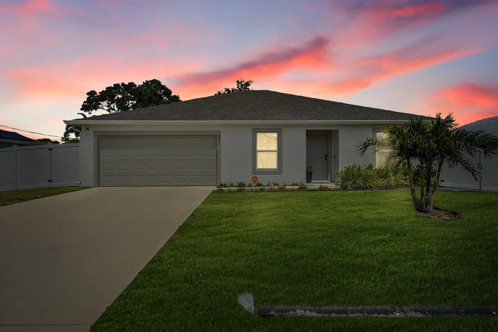 Unit for sale at 351 NW Byron Street, Port St Lucie, FL 34983