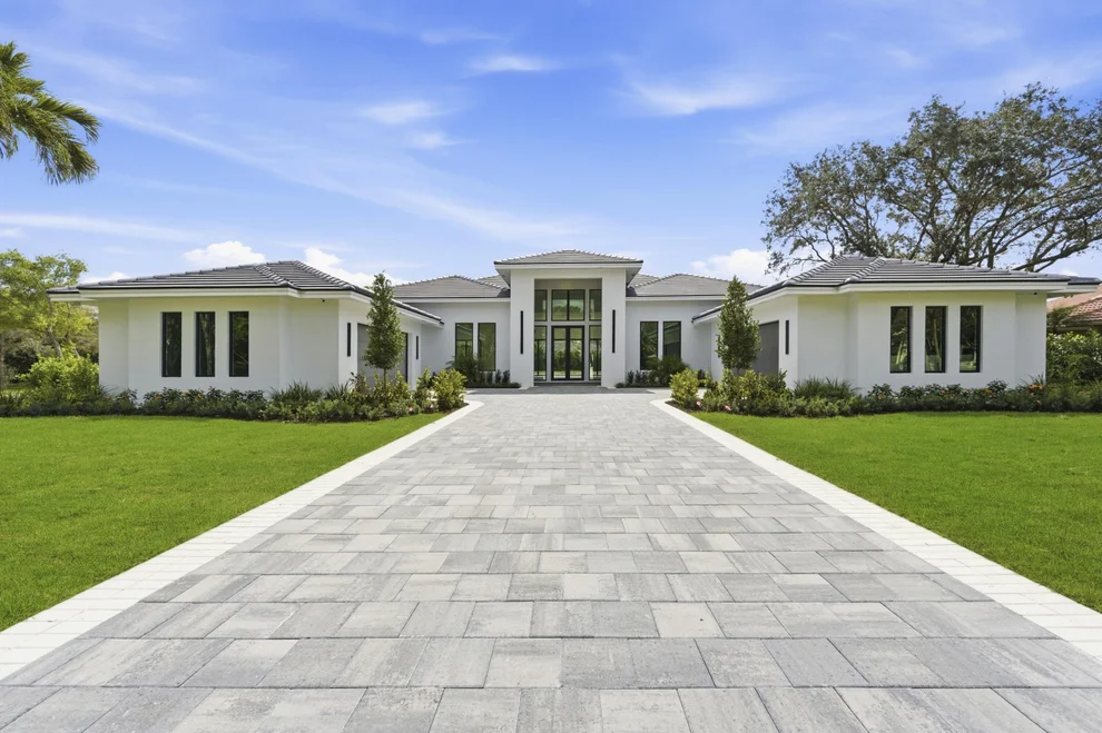 Unit for sale at 5770 Dixie Belle Road, Palm Beach Gardens, FL 33418