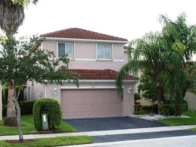 Unit for sale at 1350 Plumosa Way, Weston, FL 33327