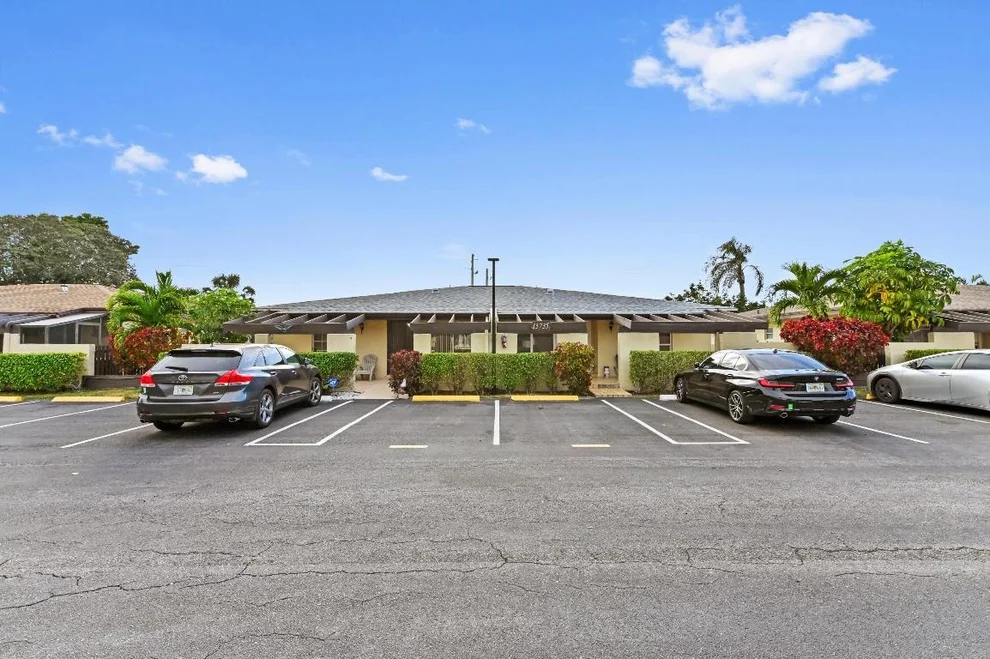 Unit for sale at 13735 Via Aurora, Delray Beach, FL 33484