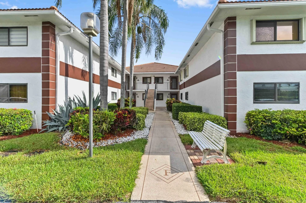 Unit for sale at 15451 Pembridge Drive, Delray Beach, FL 33484
