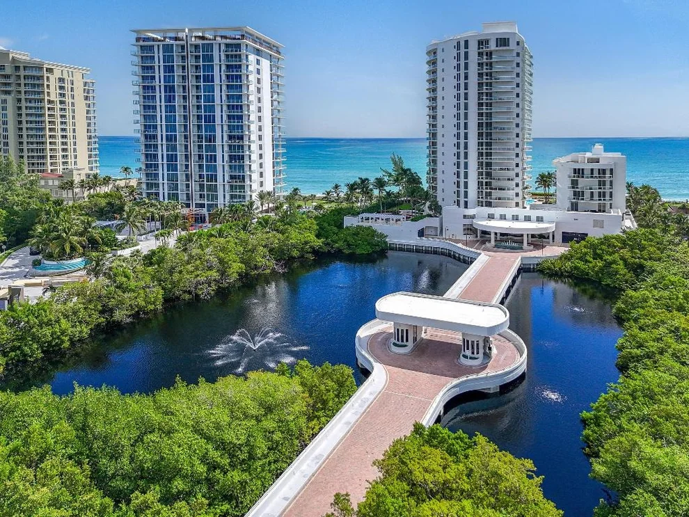 Unit for sale at 4600 N Ocean Drive, Singer Island, FL 33404