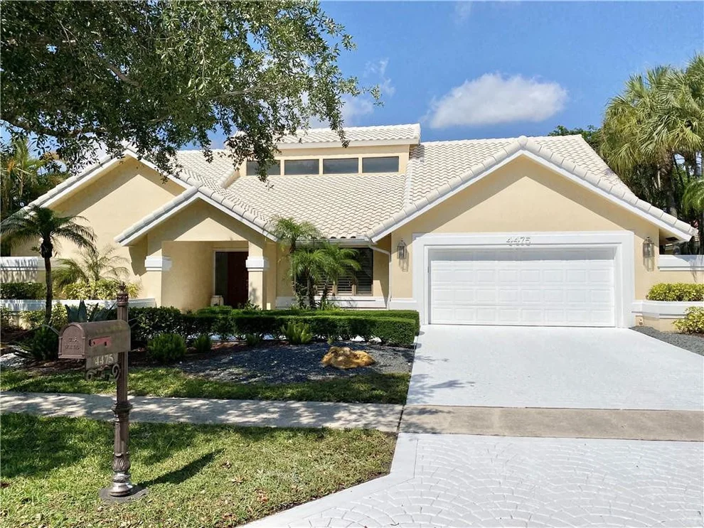 Unit for sale at 4475 NW 28th Avenue, Boca Raton, FL 33434