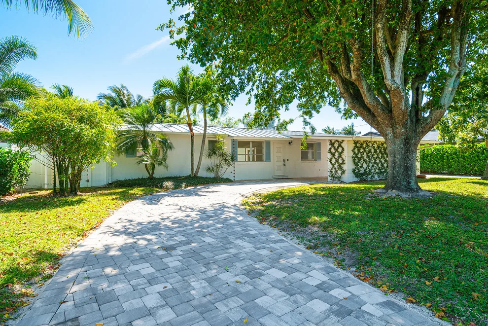 Unit for sale at 2054 Palmetto Road, West Palm Beach, FL 33406