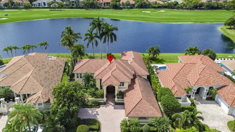 Unit for sale at 35 St James Drive, Palm Beach Gardens, FL 33418