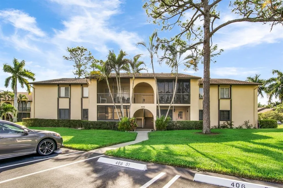 Unit for sale at 406 Pine Glen Lane, Greenacres, FL 33463