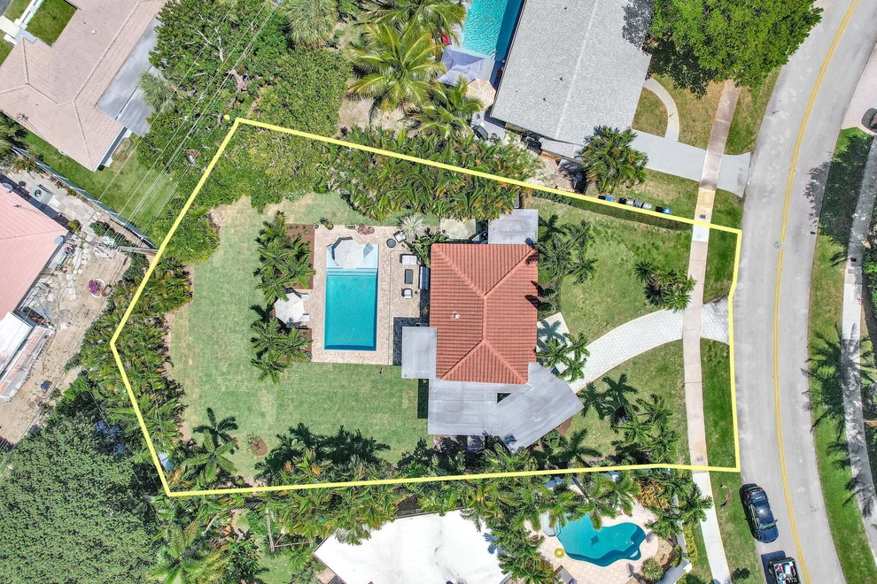 Unit for sale at 2117 NE 61st Court, Fort Lauderdale, FL 33308