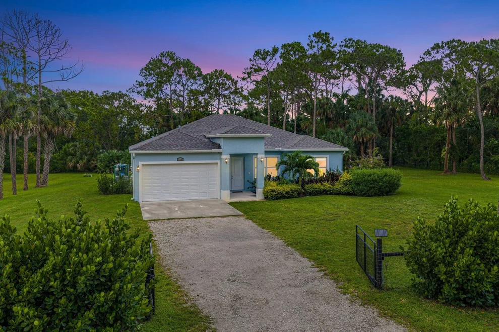 Unit for sale at 17107 92nd Lane N, Loxahatchee, FL 33470