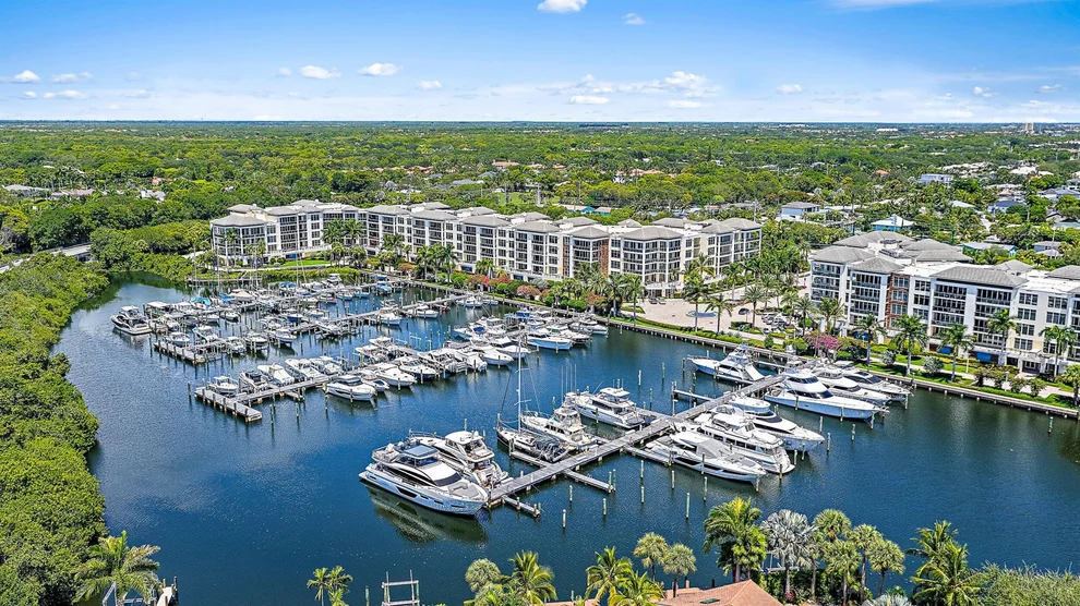 Unit for sale at 2720 Donald Ross 512 Road, Palm Beach Gardens, FL 33410
