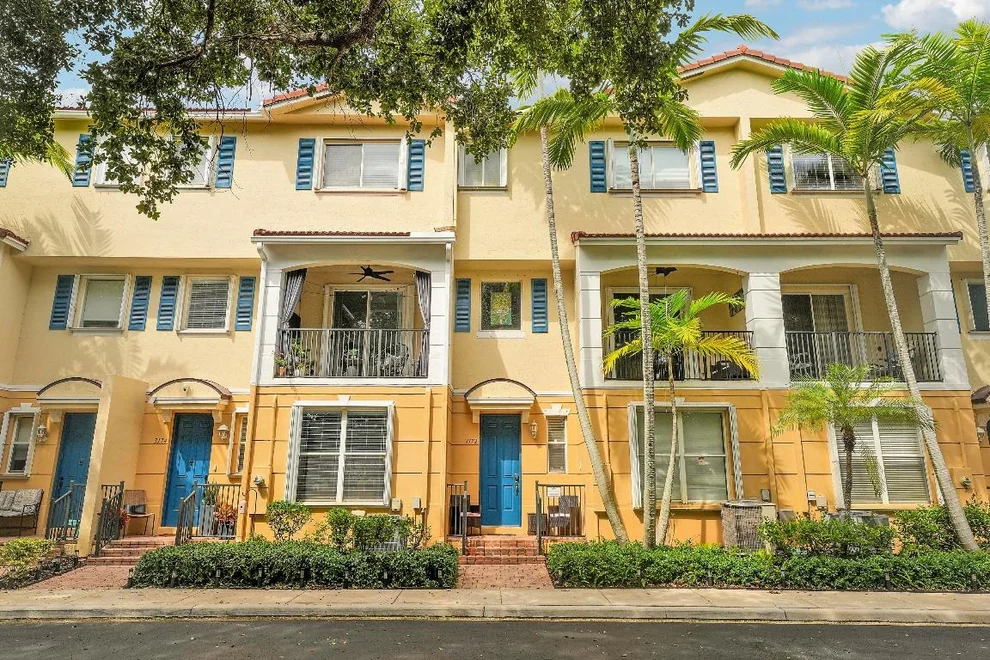 Unit for sale at 3172 N Greenleaf Circle, Boynton Beach, FL 33426