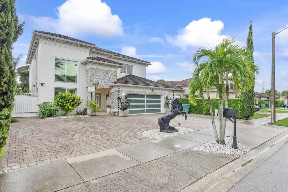 Unit for sale at 15580 SW 176TH Terrace, Miami, FL 33187