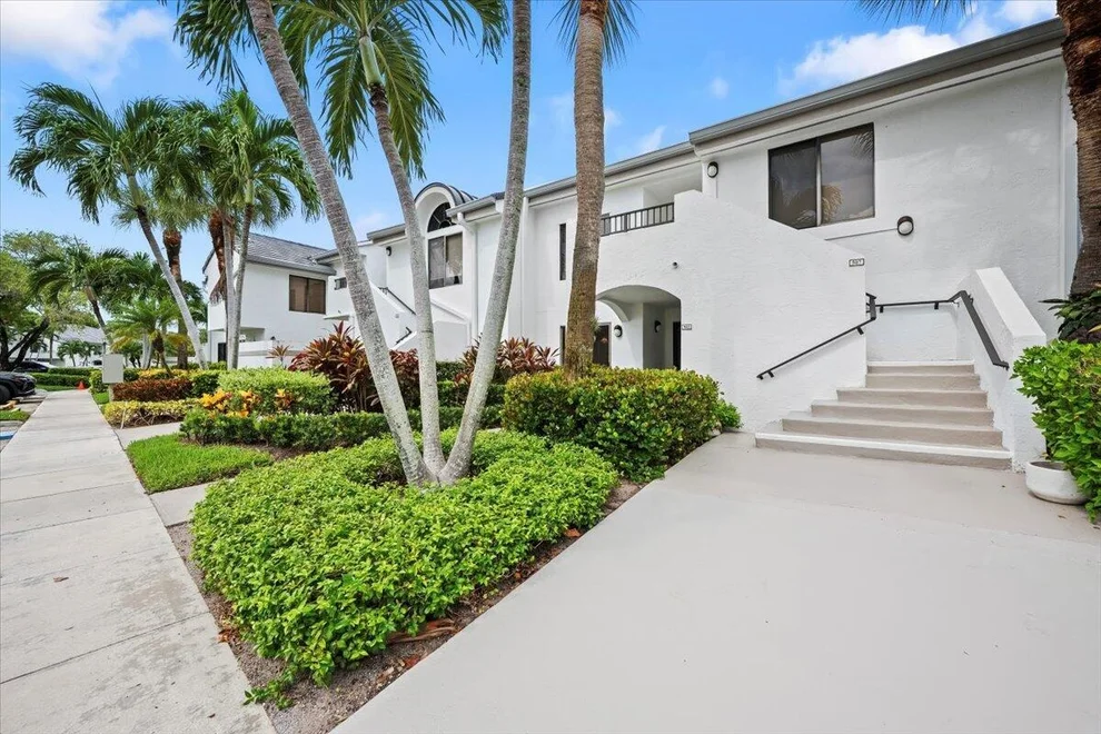 Unit for sale at 7479 Glendevon Lane, Delray Beach, FL 33446