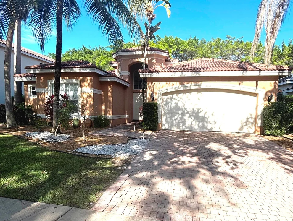 Unit for sale at 9722 Napoli Woods Lane, Delray Beach, FL 33446