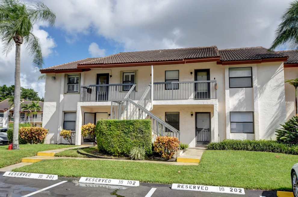 Unit for sale at 22159 Palms Way, Boca Raton, FL 33433