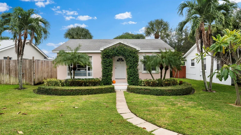 Unit for sale at 811 NE 7th Avenue, Delray Beach, FL 33483