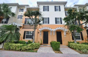 Unit for sale at 508 S Mallory Circle, Delray Beach, FL 33483