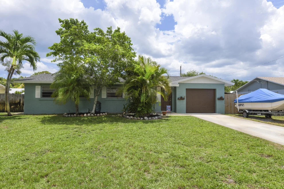Unit for sale at 1301 SE Sand Dollar Lane, Stuart, FL 34996
