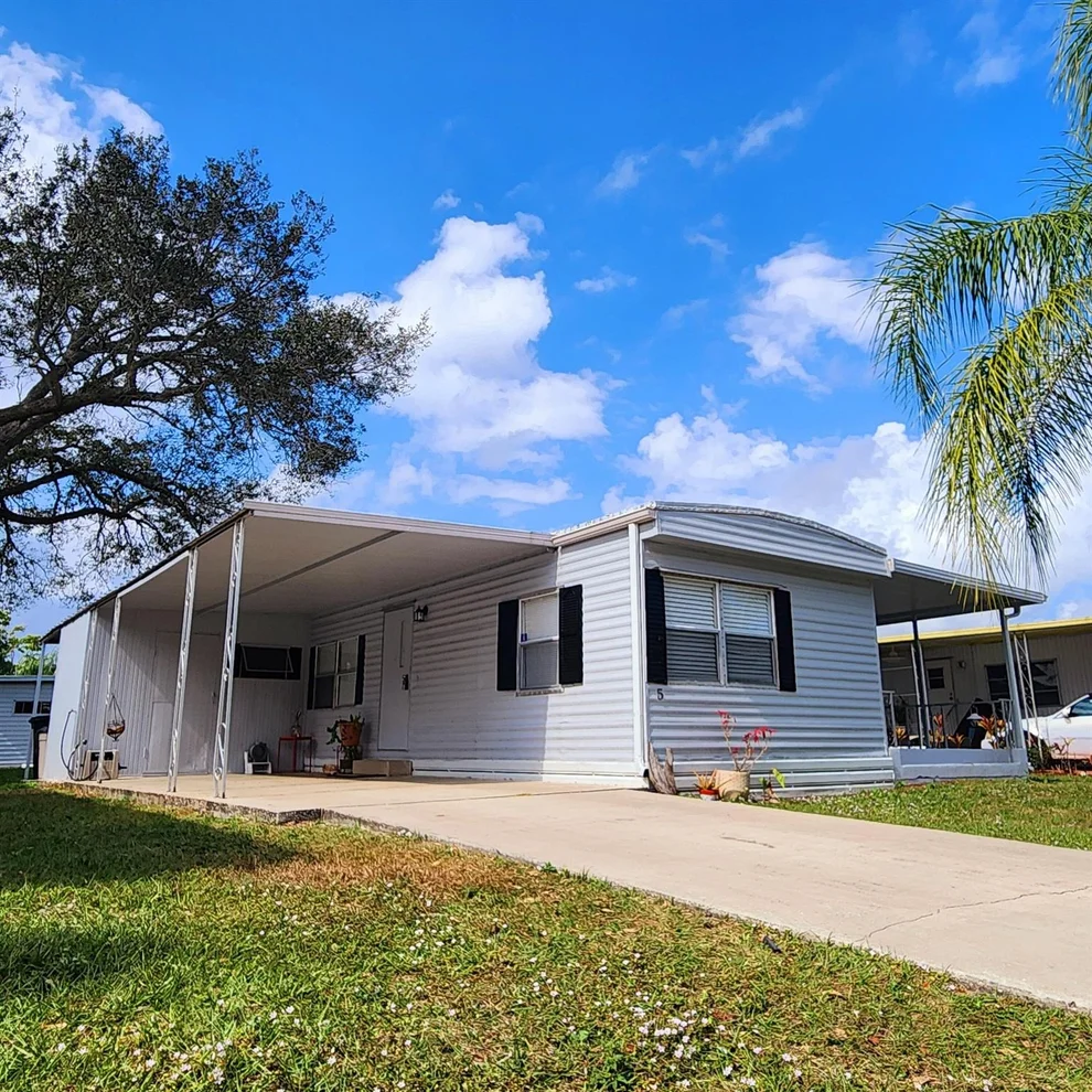 Unit for sale at 5 Espanola Lane, Port St Lucie, FL 34952