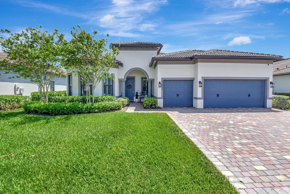 Unit for sale at 8292 Pedigree Circle, Lake Worth, FL 33467