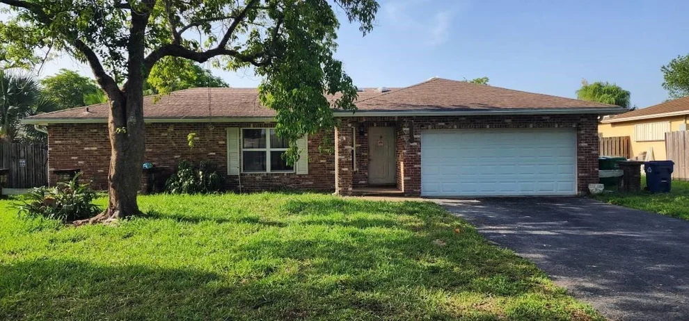 Unit for sale at 10925 NW 21st Place, Coral Springs, FL 33071
