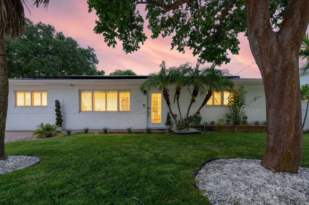 Unit for sale at 874 NW 2ND Avenue, Boca Raton, FL 33432