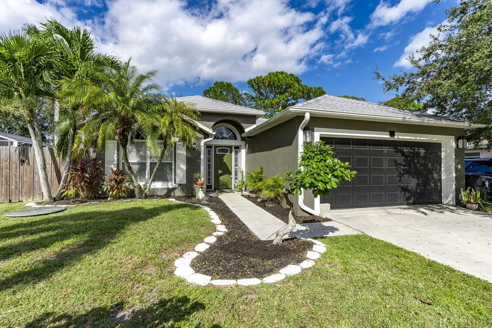 Unit for sale at 925 SW Nichols Terrace, Port St Lucie, FL 34953