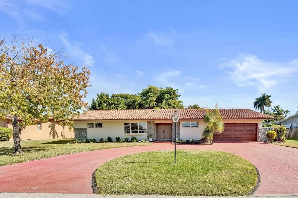 Unit for sale at 4756 SW 72nd Avenue, Davie, FL 33314