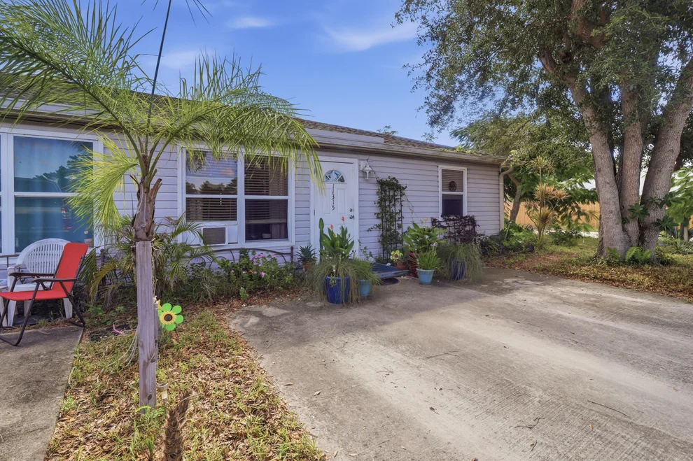 Unit for sale at 11315 SE GOLD Avenue, Hobe Sound, FL 33455