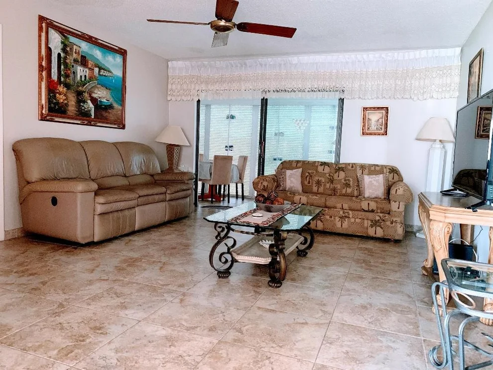 Unit for sale at 4140 NW 44th Avenue, Lauderdale Lakes, FL 33319
