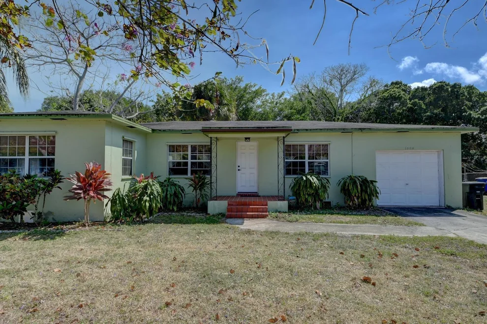 Unit for sale at 1003 Georgia Avenue, Fort Pierce, FL 34950