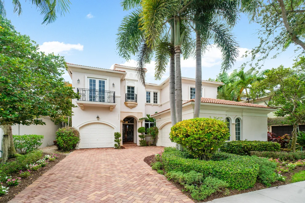 Unit for sale at 17952 Villa Club Way, Boca Raton, FL 33496