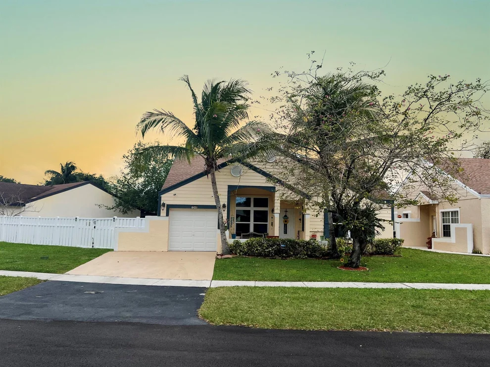 Unit for sale at 1240 SW 86th Avenue, Pembroke Pines, FL 33025