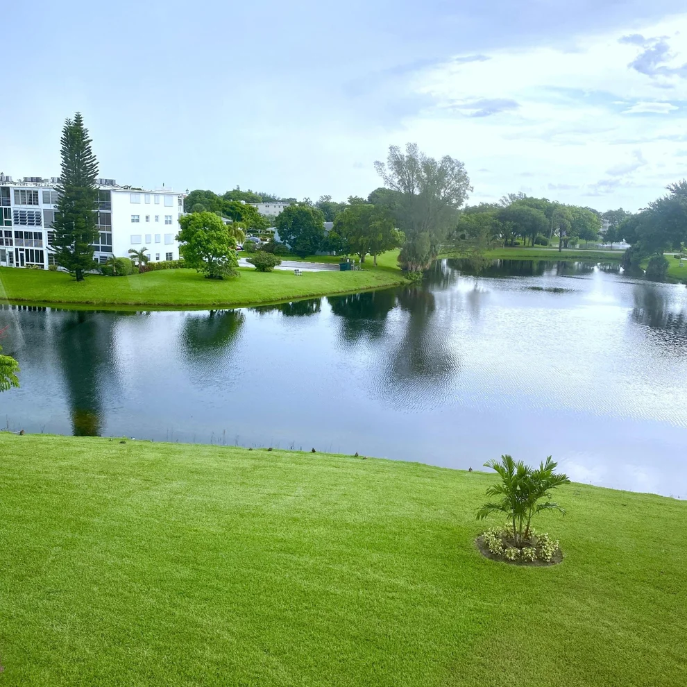 Unit for sale at 4031 Farnham O, Deerfield Beach, FL 33442