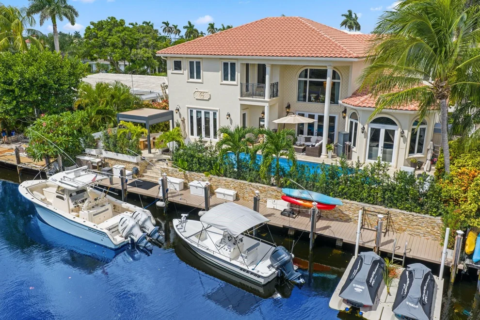Unit for sale at 4850 NE 29th Avenue, Lighthouse Point, FL 33064