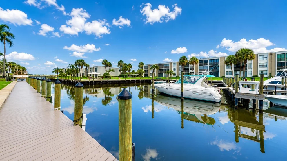 Unit for sale at 1950 SW Palm City Road, Stuart, FL 34994
