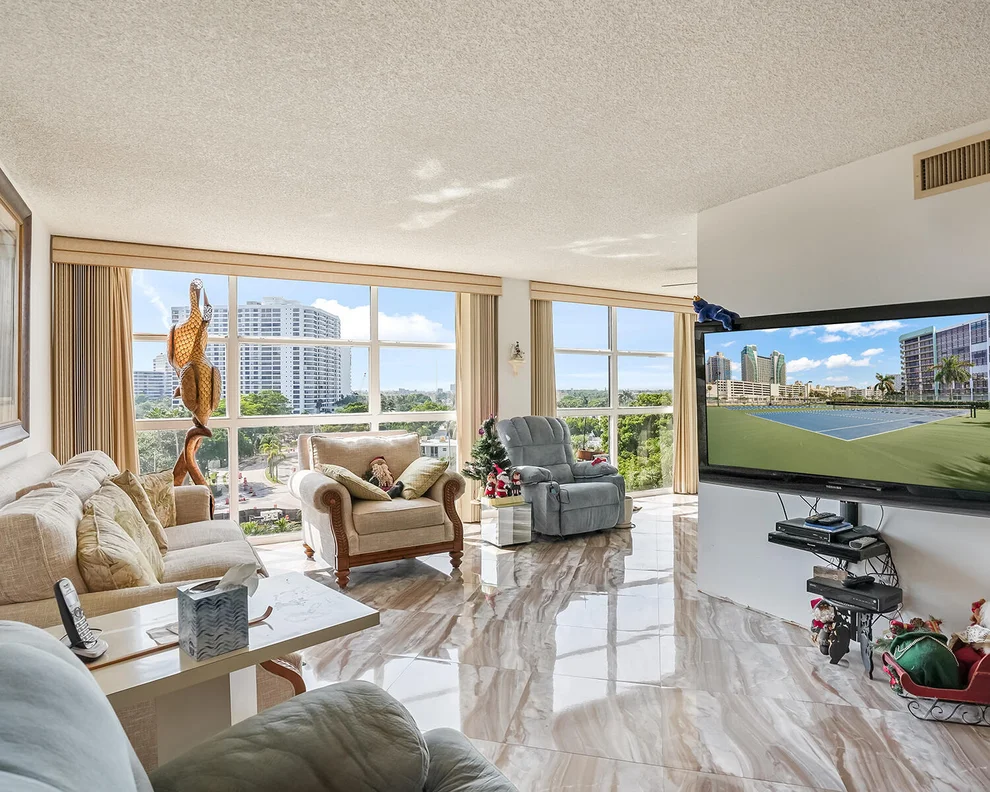 600 Parkview Drive