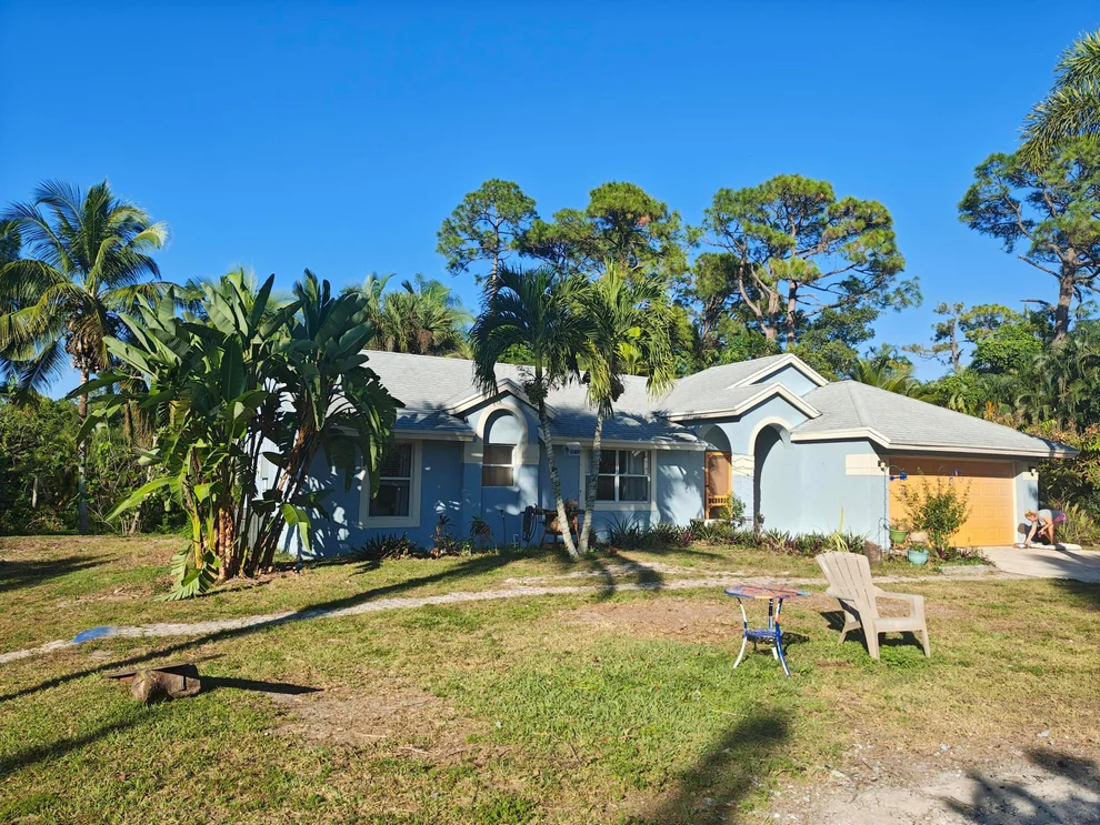 Unit for sale at 13747 42nd Road N, Royal Palm Beach, FL 33411