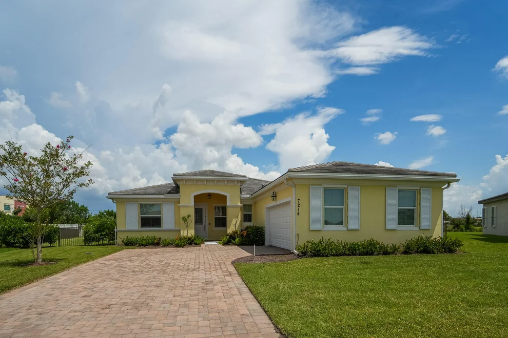 Unit for sale at 7214 NW Farnsworth Circle, Port St Lucie, FL 34987