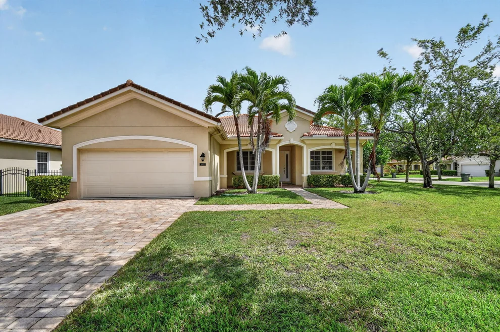 Unit for sale at 6810 Osage Circle, Greenacres, FL 33413