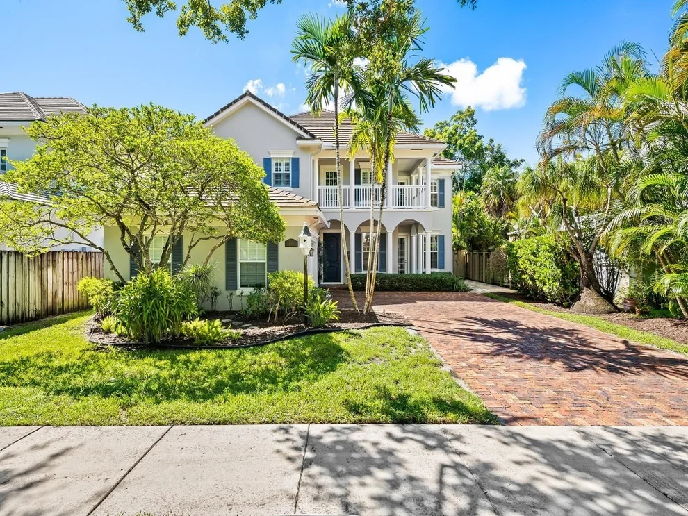 Unit for sale at 810 SE 5th Court, Fort Lauderdale, FL 33301